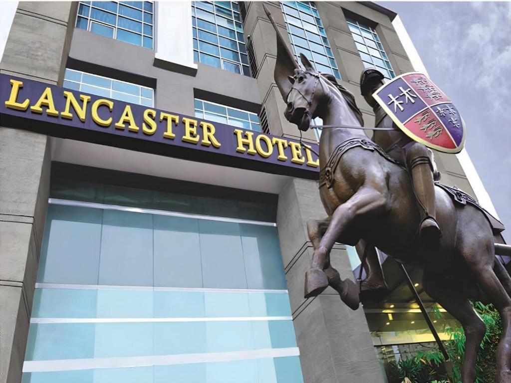 Lancaster Hotel Mandaluyong Exterior foto